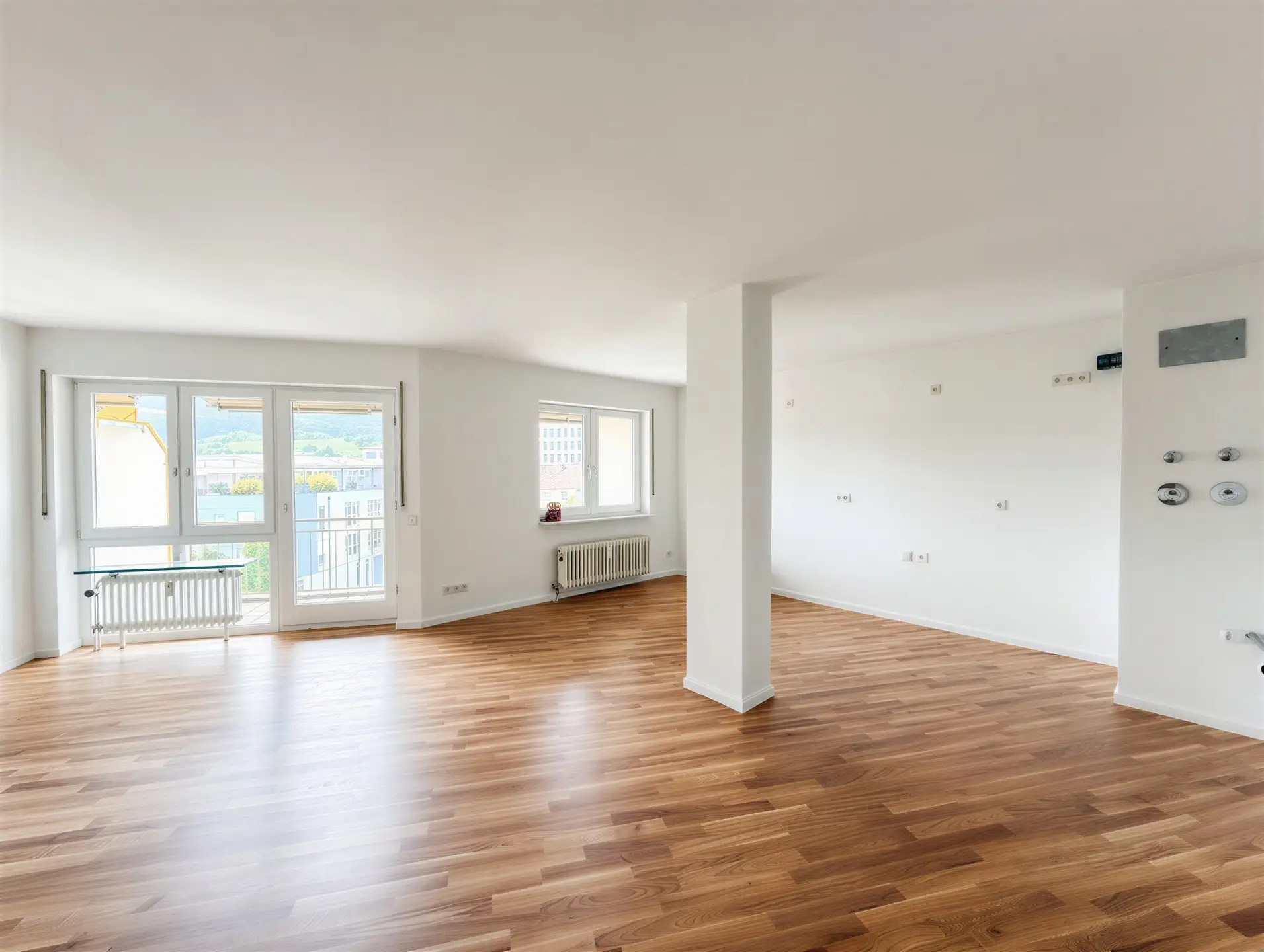 Leerstehende hochwertig sanierte 2,5-Zimmer-Wohnung mit TG-Stellplatz in Merzhausen